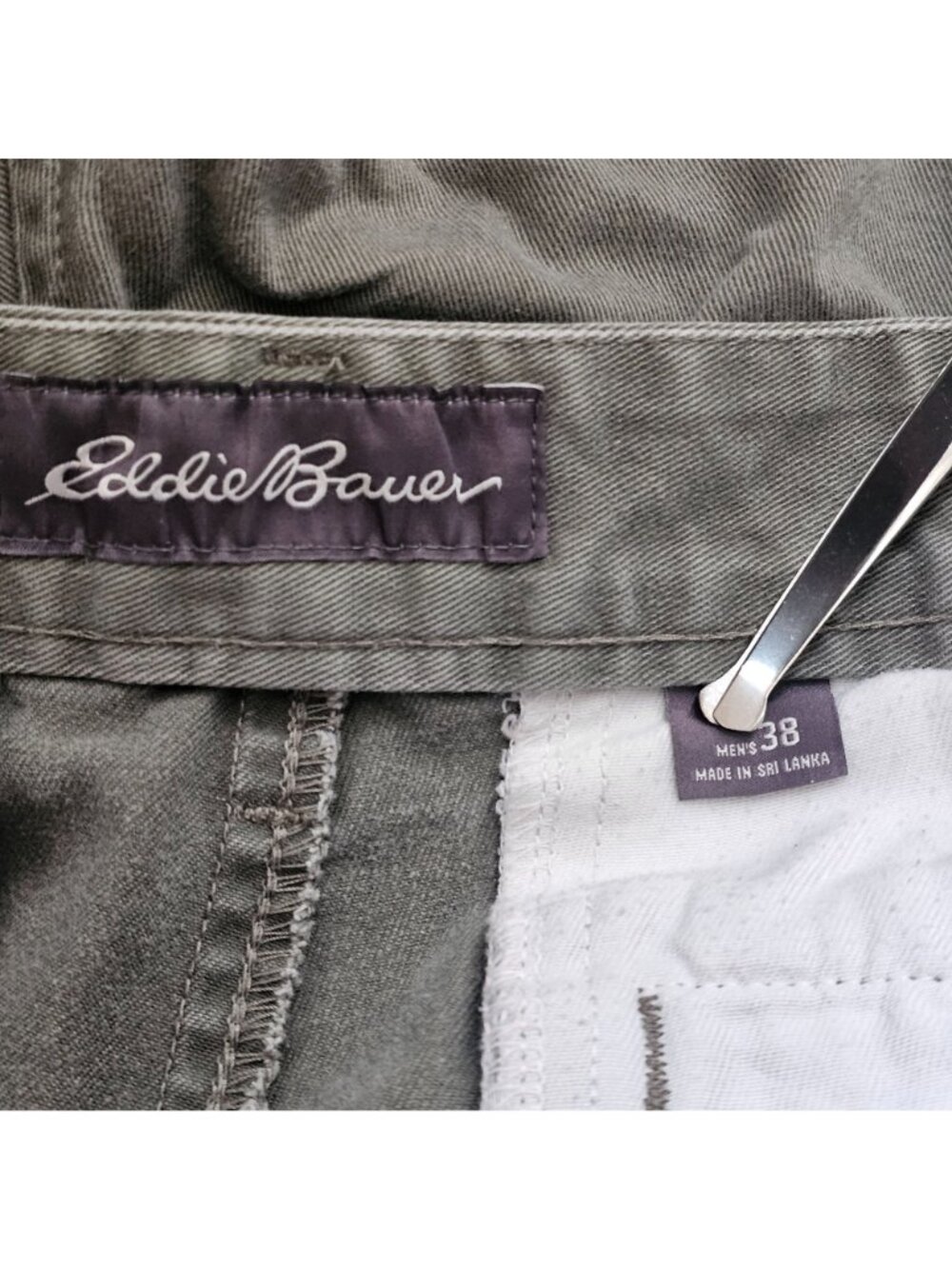 Eddie Bauer Shorts Mens 38 9" Inseam Flat Front Casual Cotton Hiking Outdoor - Picture 6 of 8